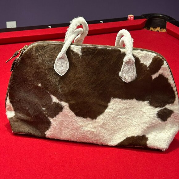 Handbags - Custom Made Cowhide Zip Tote Bag ✨ Brown & White